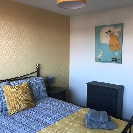 Rowan Place 5 Bedroom Off Street Parking Accommodation Durham Esterno foto